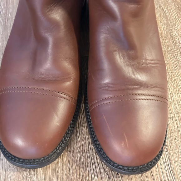 CHANEL LEATHER WINTER BOOTS , camel color with CC logo and Shearling Fur - Picture 7 of 17